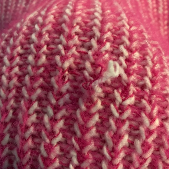 Elodie
Crew Neck Knit Sweater - Picture 3 of 3